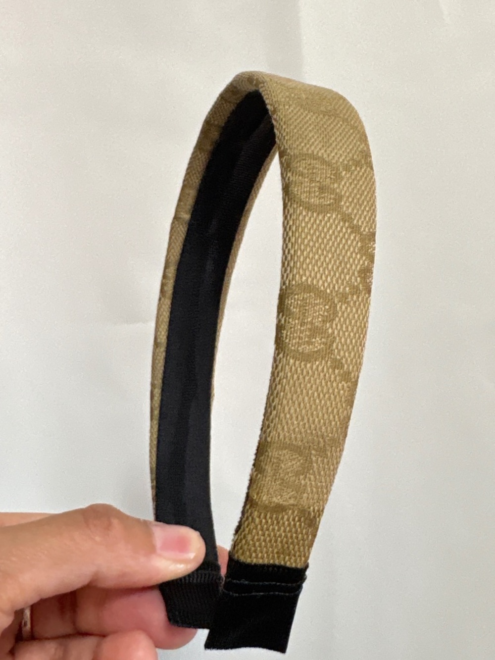Up cycled Gucci Headband - Picture 4 of 8